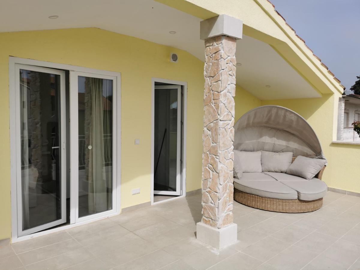 Five Bedroom House Near Sandy Beach Villa Major Medulin Exterior photo