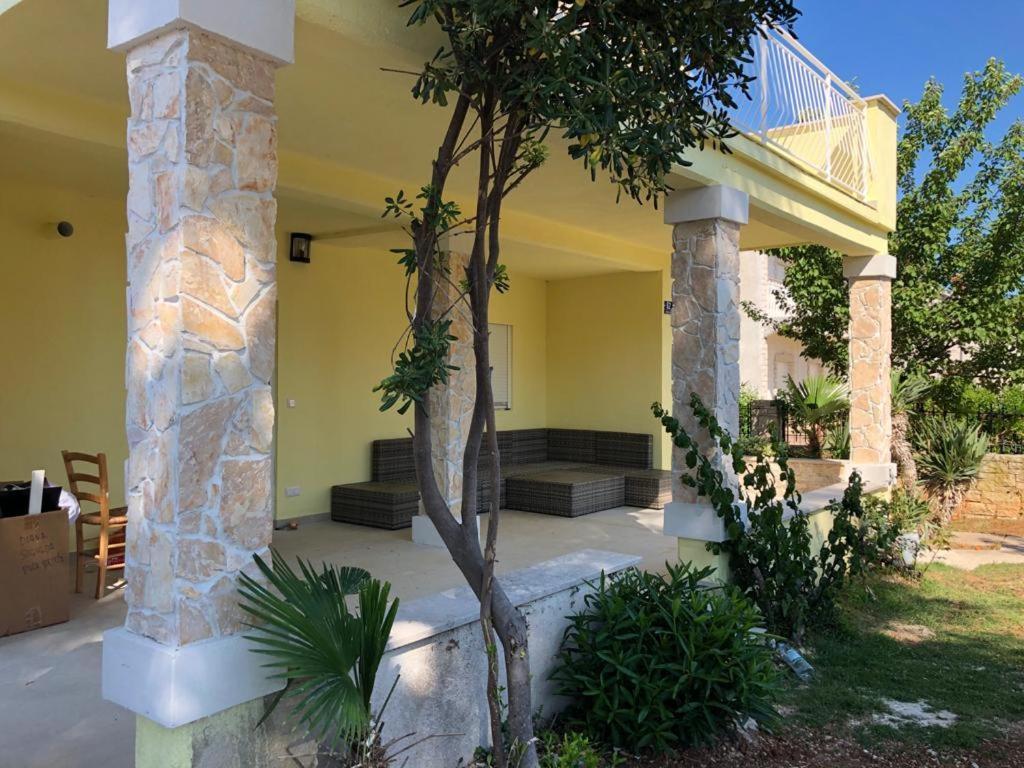 Five Bedroom House Near Sandy Beach Villa Major Medulin Exterior photo